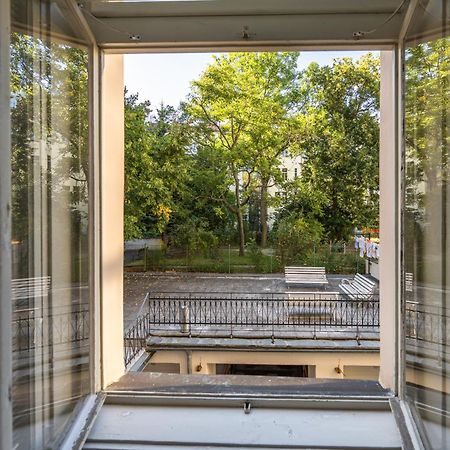 Jiriho Z Podebrad Apartments Prag Exteriör bild