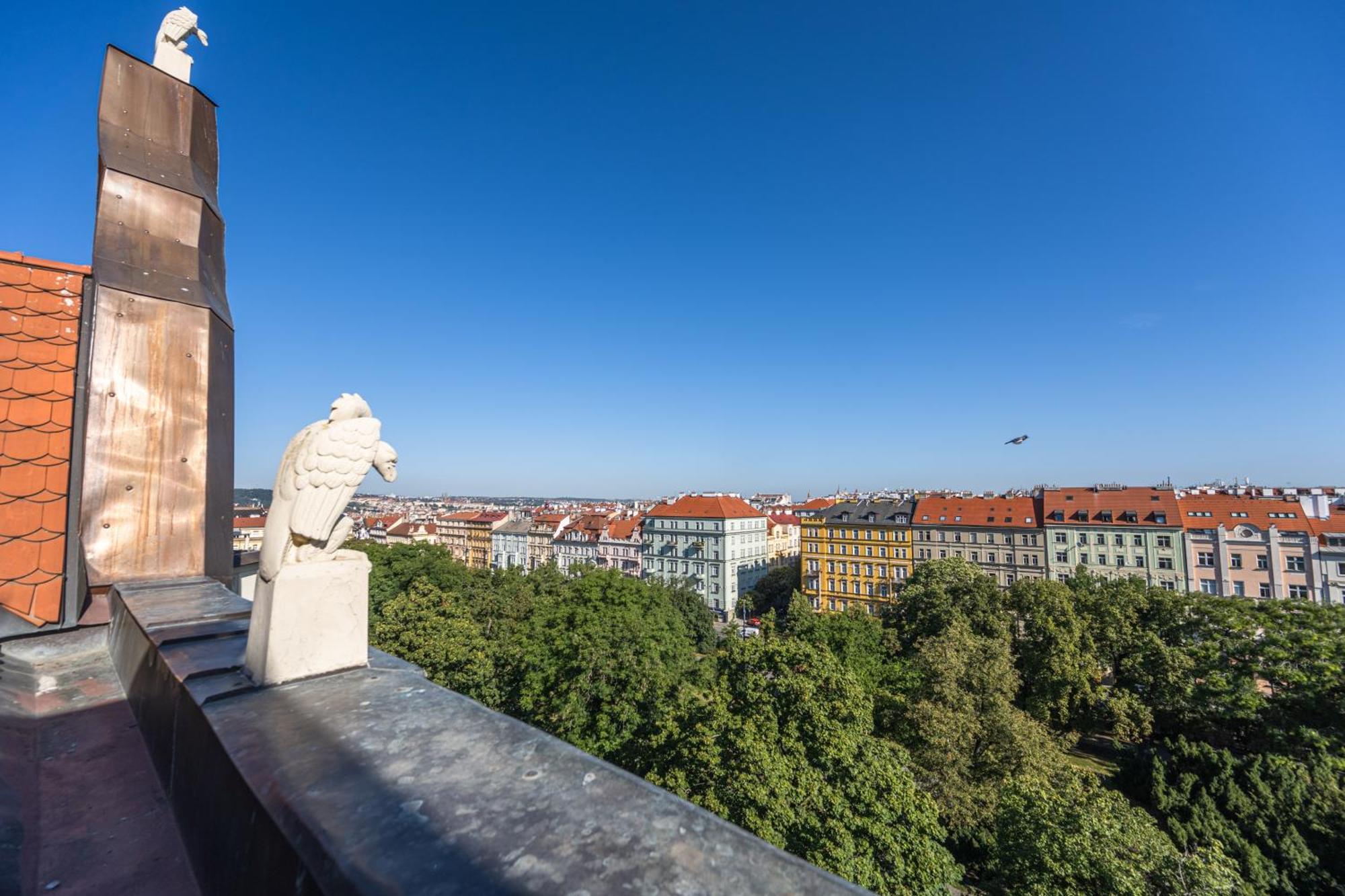 Jiriho Z Podebrad Apartments Prag Exteriör bild